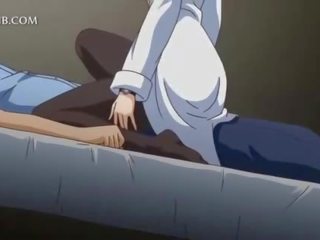 Zalotne anime nastolatek ujeżdżanie załadowany phallus w jej łóżko