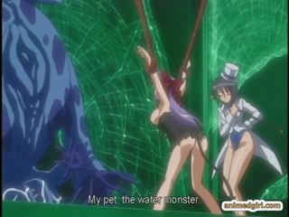 Fångad animen blir pressas henne bigtits och röv borrade av tentacles