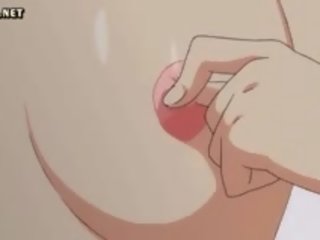 Rūdmataina anime izpaužas krūšgali paberzējot