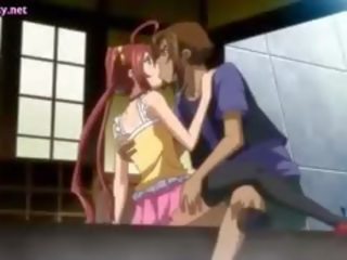 Kautrīga anime meitene izpaužas klitors paberzējot